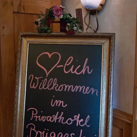 ゲストハウス Privathotel Bruegges Loui 3*