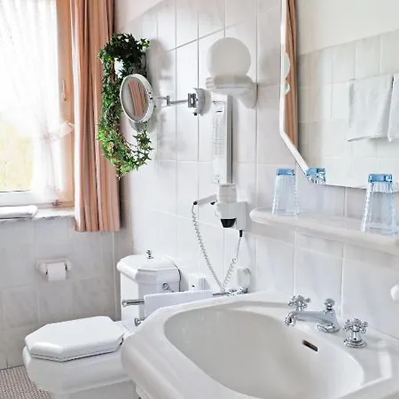 Privathotel Bruegges Loui 3* ヴィリンゲン