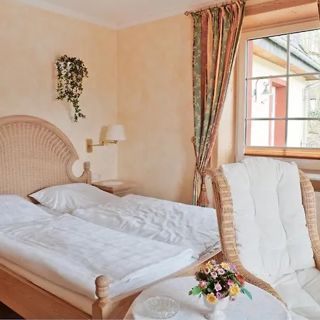 ゲストハウス Privathotel Bruegges Loui 3*